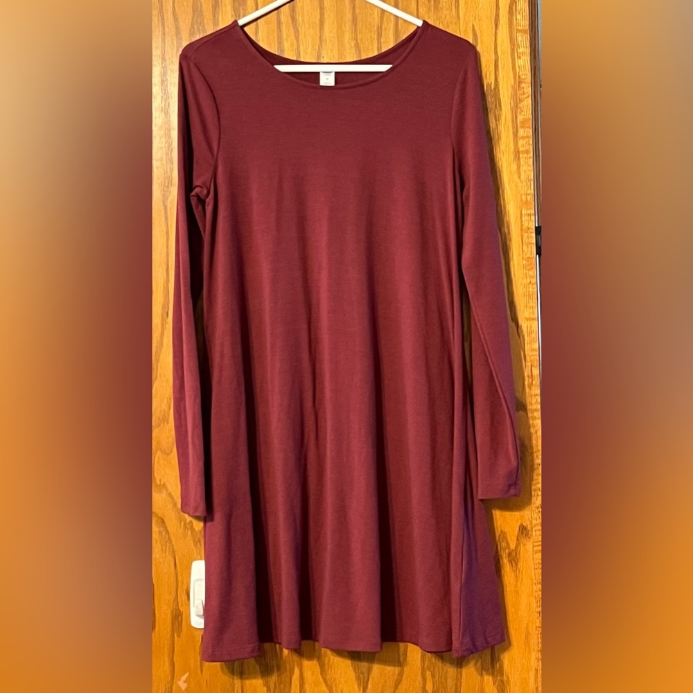 Ladies Old Navy Long Sleeve Dress